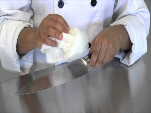 When Must A Knife Be Cleaned and Sanitized